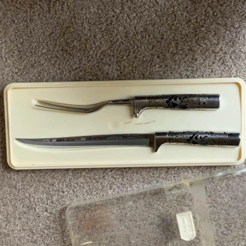 Carvell Hall briddell stainless carving set